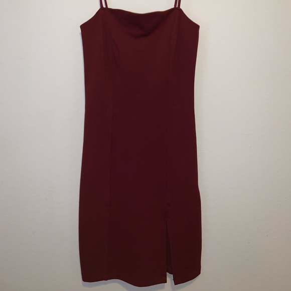 Forever 21 Dresses & Skirts - Burgundy slit mini dress